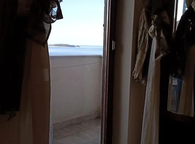 Luna/tsuki * Ρόβινι